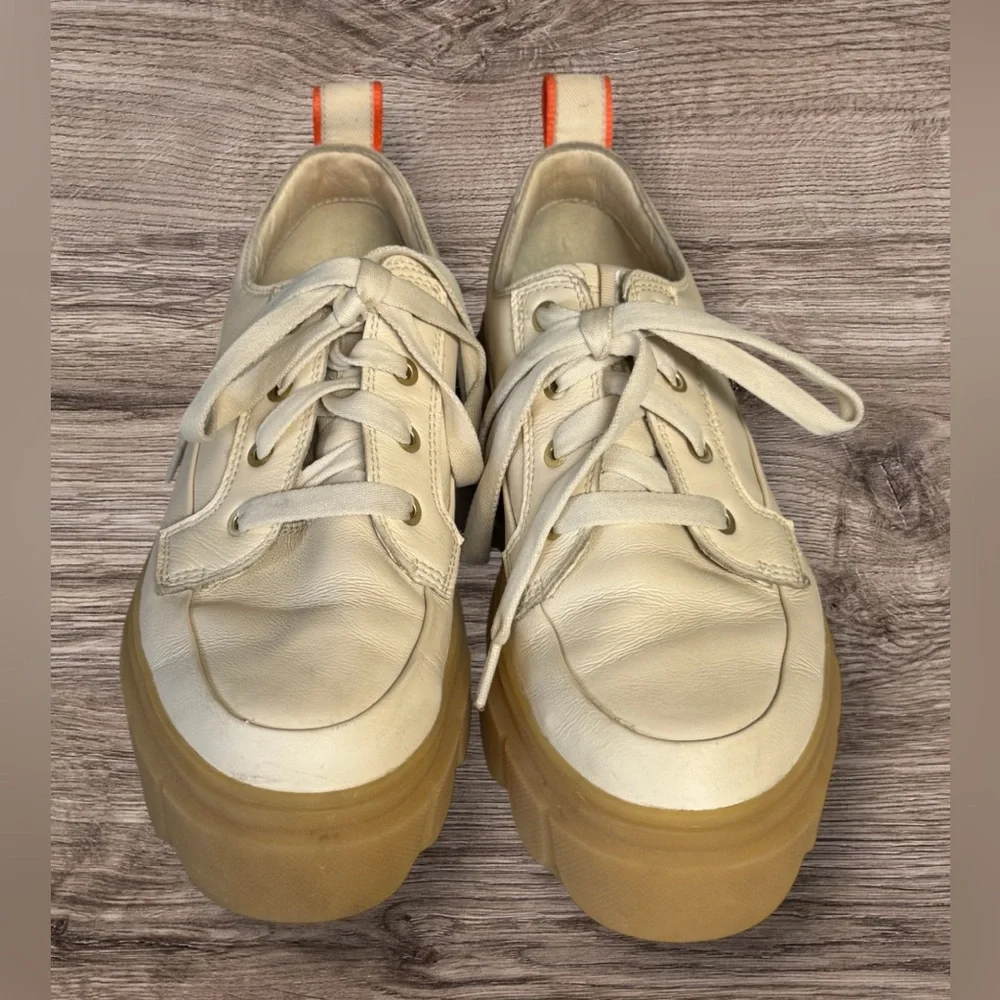 Sorel Women's Caribou X Shoe Waterproof Shoes SZ 10 Cream Orange